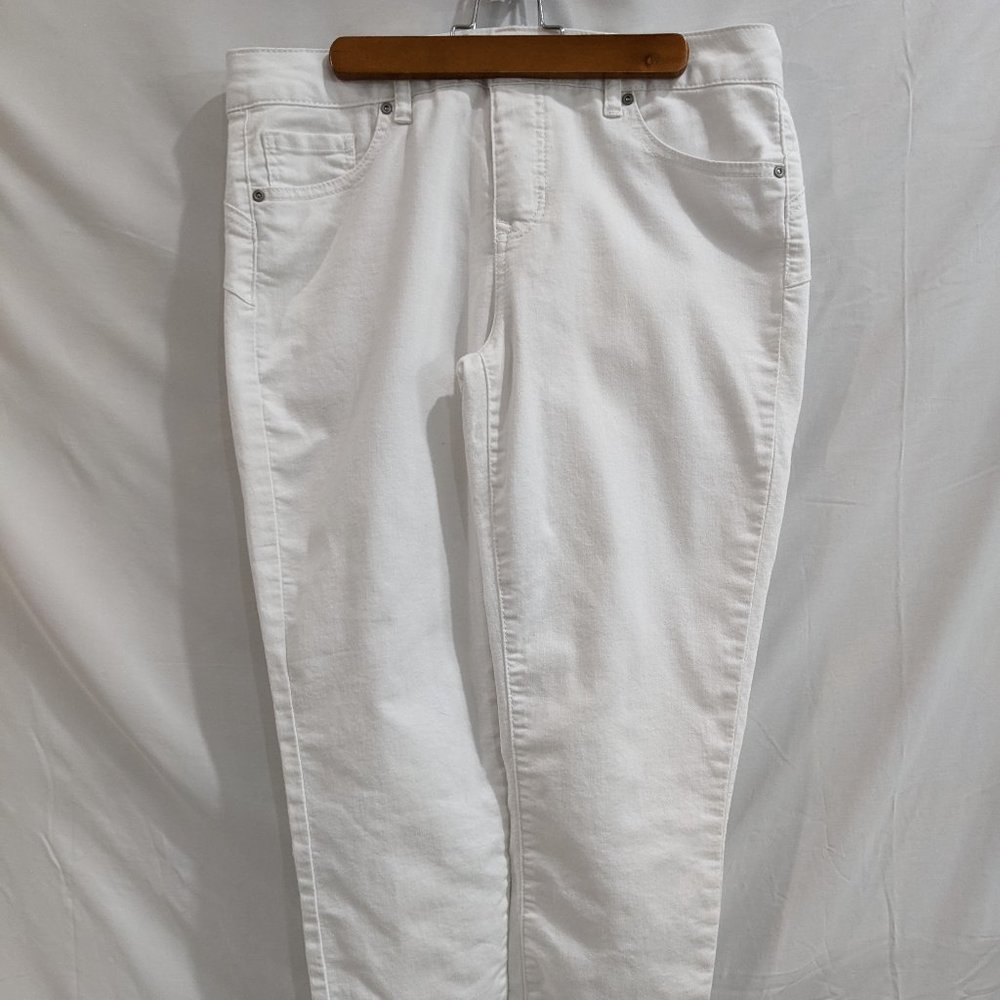 Ladies white d.jeans